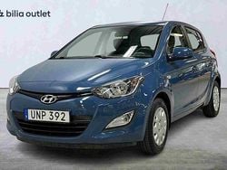 Blå Begagnad 2015 Hyundai i20 Halvkombi | 84 900 kr