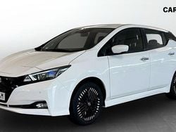 Vit (white) Begagnad 2023 Nissan Leaf Acenta Halvkombi | 254 900 kr (Lite dyr)