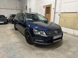 Mörkblå Begagnad 2013 VW Passat R-line Kombi | 67 500 kr (Marknadspris)