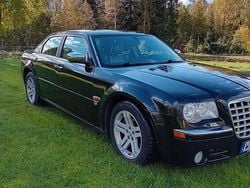 Svart Begagnad 2005 Chrysler 300C Sedan | 65 000 kr (Lite dyr)