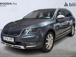 Grå Begagnad 2020 Skoda Octavia Scout Kombi | 239 000 kr (Bra pris)