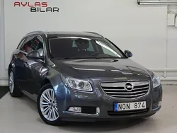 Grå Begagnad 2012 Opel Insignia Cosmo Kombi | 64 900 kr (Marknadspris)