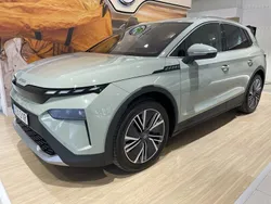 Grön Ny 2025 Skoda Elroq SUV | 560 500 kr