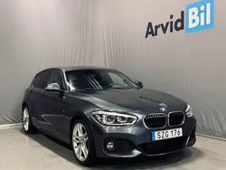 Grå Begagnad 2017 BMW 120 Shadowline Halvkombi | 204 800 kr (Marknadspris)