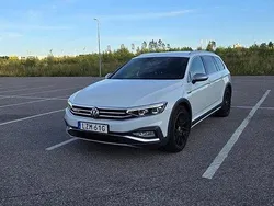 Vit Begagnad 2022 VW Passat Alltrack Kombi | 235 999 kr (Superpris)
