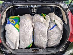 Svart Begagnad 2011 Ford Fiesta Titanium Halvkombi | 18 000 kr (Marknadspris)