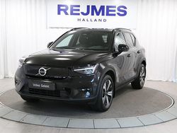 Svart Begagnad 2022 Volvo XC40 Plus SUV | 349 500 kr