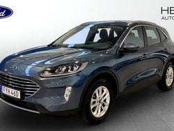 Blå (blue) Begagnad 2023 Ford Kuga Titanium SUV | 264 900 kr (Marknadspris)