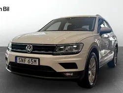 Vit (pure white) Begagnad 2020 VW Tiguan Comfortline SUV | 269 900 kr (Bra pris)