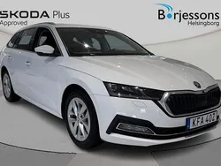 Vit Begagnad 2022 Skoda Octavia Kombi | 264 900 kr (Lite dyr)