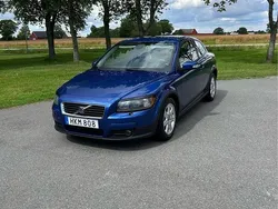 Blå Begagnad 2008 Volvo C30 Momentum Halvkombi | 35 000 kr (Marknadspris)