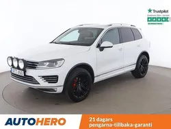 Vit Begagnad 2014 VW Touareg R-line SUV | 218 000 kr (Marknadspris)