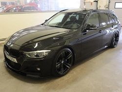 Svart (sapphire black metallic) Begagnad 2016 BMW 340 M Sport Kombi | 369 000 kr (Marknadspris)