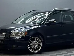 Svart Begagnad 2005 Volvo V50 Kombi | 44 900 kr (Marknadspris)
