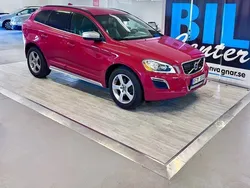 Röd Begagnad 2012 Volvo XC60 R-Design SUV | 129 000 kr (Superpris)