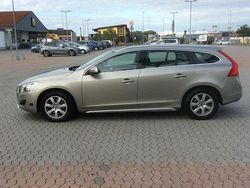 Brun Begagnad 2013 Volvo V60 Summum Kombi | 83 000 kr (Superpris)