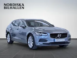 Ljusblå Begagnad 2016 Volvo V90 Kombi | 204 795 kr (Marknadspris)