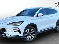 Vit (white) Begagnad 2024 BYD Seal U Design SUV | 469 700 kr