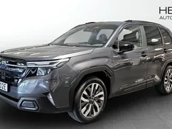 Grå (silver) Begagnad 2024 Subaru Forester SUV | 414 900 kr