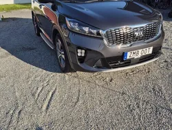 Grå Begagnad 2019 Kia Sorento SUV | 380 000 kr (Marknadspris)