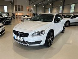 Vit Begagnad 2016 Volvo S60 CC Summum Sedan | 229 900 kr (Lite dyr)
