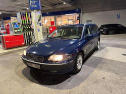 Blå Begagnad 2001 Volvo V70 Kombi | 32 999 kr (Lite dyr)