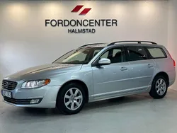 Silver Begagnad 2013 Volvo V70 Momentum Kombi | 118 900 kr (Marknadspris)