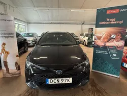Svart Begagnad 2023 Toyota Corolla Active Kombi | 239 800 kr (Bra pris)
