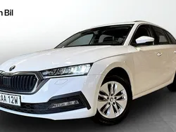 Vit Begagnad 2022 Skoda Octavia Ambition Kombi | 214 900 kr (Bra pris)