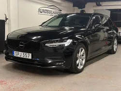 Svart Begagnad 2018 Volvo V90 Momentum Kombi | 179 900 kr (Marknadspris)