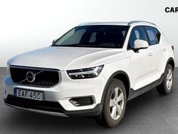 Vit Begagnad 2022 Volvo XC40 Momentum SUV | 299 900 kr (Bra pris)