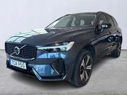 Mörkblå (blå) Begagnad 2022 Volvo XC60 Plus SUV | 529 900 kr (Lite dyr)