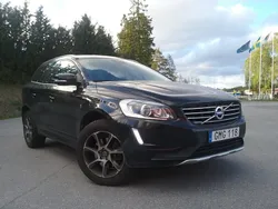 Svart Begagnad 2015 Volvo XC60 Ocean Race SUV | 188 000 kr (Marknadspris)