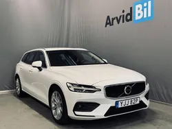 Vit Begagnad 2020 Volvo V60 Momentum Kombi | 284 800 kr (Marknadspris)