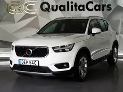 Vit Begagnad 2019 Volvo XC40 Momentum SUV | 224 900 kr (Lite dyr)