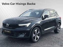 Svart Begagnad 2022 Volvo XC40 Plus SUV | 299 900 kr