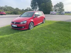 Röd Begagnad 2013 VW Golf VII Halvkombi | 64 000 kr (Bra pris)