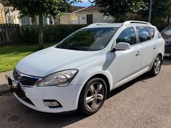 Vit Begagnad 2010 Kia Ceed Sportswagon EX Kombi | 35 000 kr (Superpris)