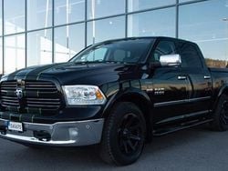 Svart Begagnad 2014 RAM 1500 Pickup | 279 000 kr (Lite dyr)