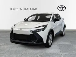 Vit Ny 2025 Toyota C-HR Active SUV | 309 900 kr (Superpris)