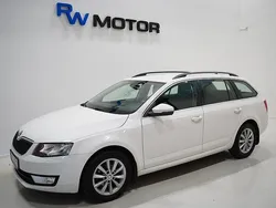 Vit Begagnad 2014 Skoda Octavia Ambition Kombi | 104 800 kr (Marknadspris)