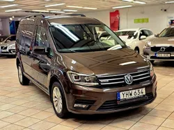 Mörkbrun (brun) Begagnad 2016 VW Caddy Maxi Life Minibuss | 179 900 kr (Marknadspris)