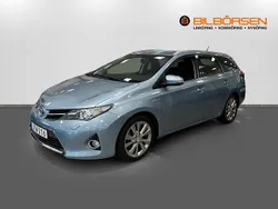 Blå Begagnad 2014 Toyota Auris Touring Sports Edition Kombi | 139 900 kr (Marknadspris)