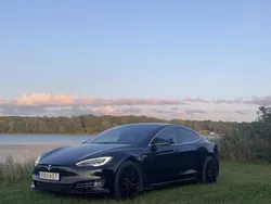 Svart Begagnad 2017 Tesla Model S Sedan | 219 000 kr (Dyr)