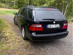 Svart Begagnad 2004 Saab 9-5 Linear Kombi | 15 000 kr (Superpris)