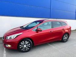 Röd Begagnad 2014 Kia Ceed Sportswagon Comfort Kombi | 84 500 kr (Marknadspris)
