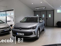 Silver (oyster silver metallic) Begagnad 2024 VW Tiguan Life SUV | 359 500 kr (Lite dyr)