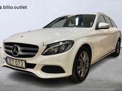 Vit Begagnad 2018 Mercedes C180 Avantgarde Kombi | 219 900 kr (Marknadspris)