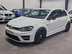 Begagnad 2016 VW Golf VII R Halvkombi | 189 900 kr (Marknadspris)