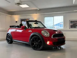 Begagnad 2011 Mini John Cooper Works Cabriolet Sport Cab | 99 900 kr